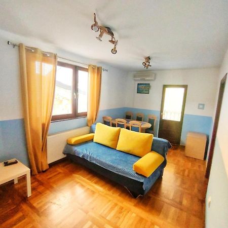 Plavi Apartman Airport Belgrad Dış mekan fotoğraf