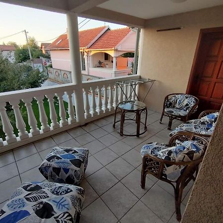 Plavi Apartman Airport Belgrad Dış mekan fotoğraf