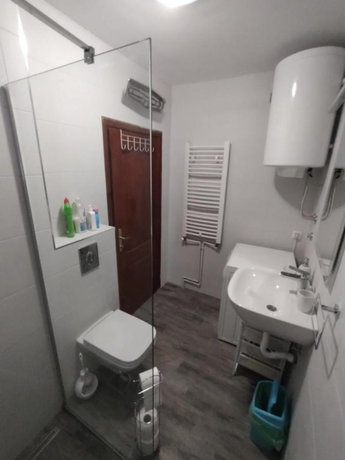 Plavi Apartman Airport Belgrad Dış mekan fotoğraf