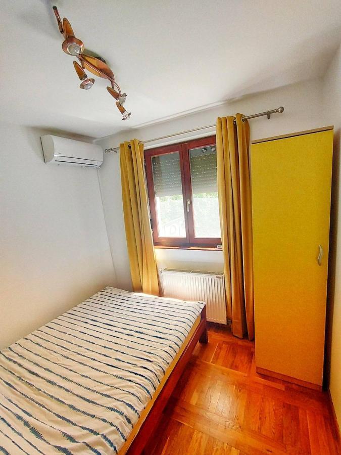 Plavi Apartman Airport Belgrad Dış mekan fotoğraf